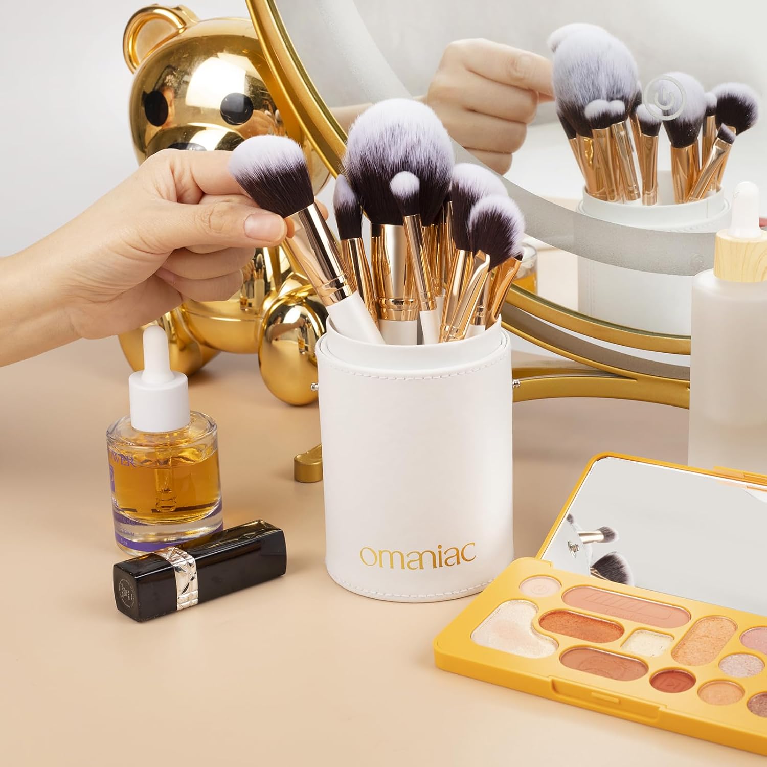 OMANIAC Makeup Brush Set Professional, 12 Pearlescent Wood Handle Makeup Brushes, Premium Cruelty-Free Synthetic Fiber Hair, Travel Make up Brushes Set with Case (White). - Image 2