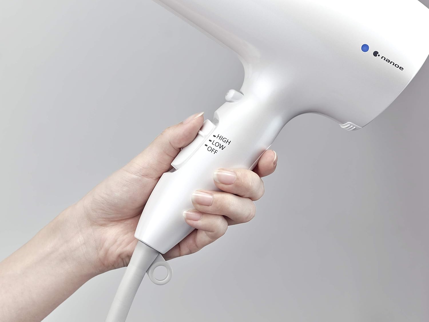 Panasonic Nanoe Salon Hair Dryer with Oscillating QuickDry Nozzle, Diffuser and Concentrator Attachments, 3 Speed Heat Settings for Easy Styling and Healthy Hair - EH-NA67-W (White) - Image 11