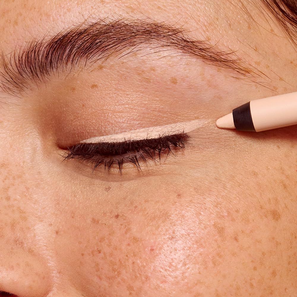 essence | Stay & Play Gel Eyeliner | Super Soft Gel-like Texture | Waterproof & Longlasting | Vegan & Cruelty Free (03 Silky Nude) - Image 4