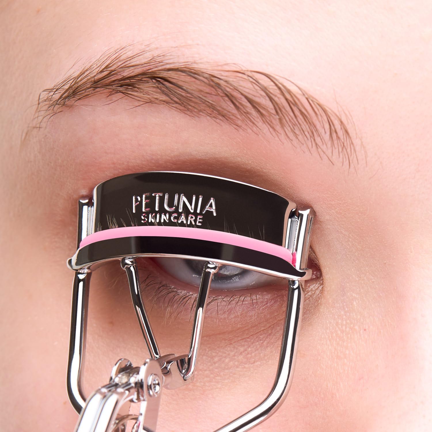 Silicone Eyelash Curler with Refill Pads & Satin Pouch Designed for No Pinching or Pulling and Perfect for Those with Straight Flat Lashes Wanting Dramatic Long Lasting Seamless Curls - Image 3