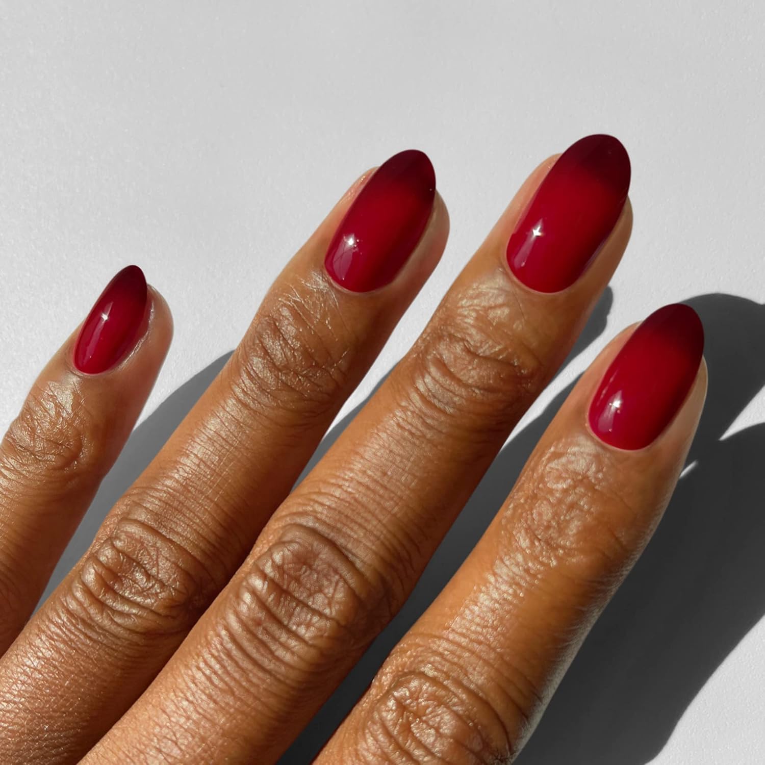 Cirque Colors Thermal Temperature Color Changing Mood Nail Polish - Rothko Red - 0.37 fl. oz. (11 ml) - Vegan, Cruelty-Free, Non-Toxic Formula - Image 5