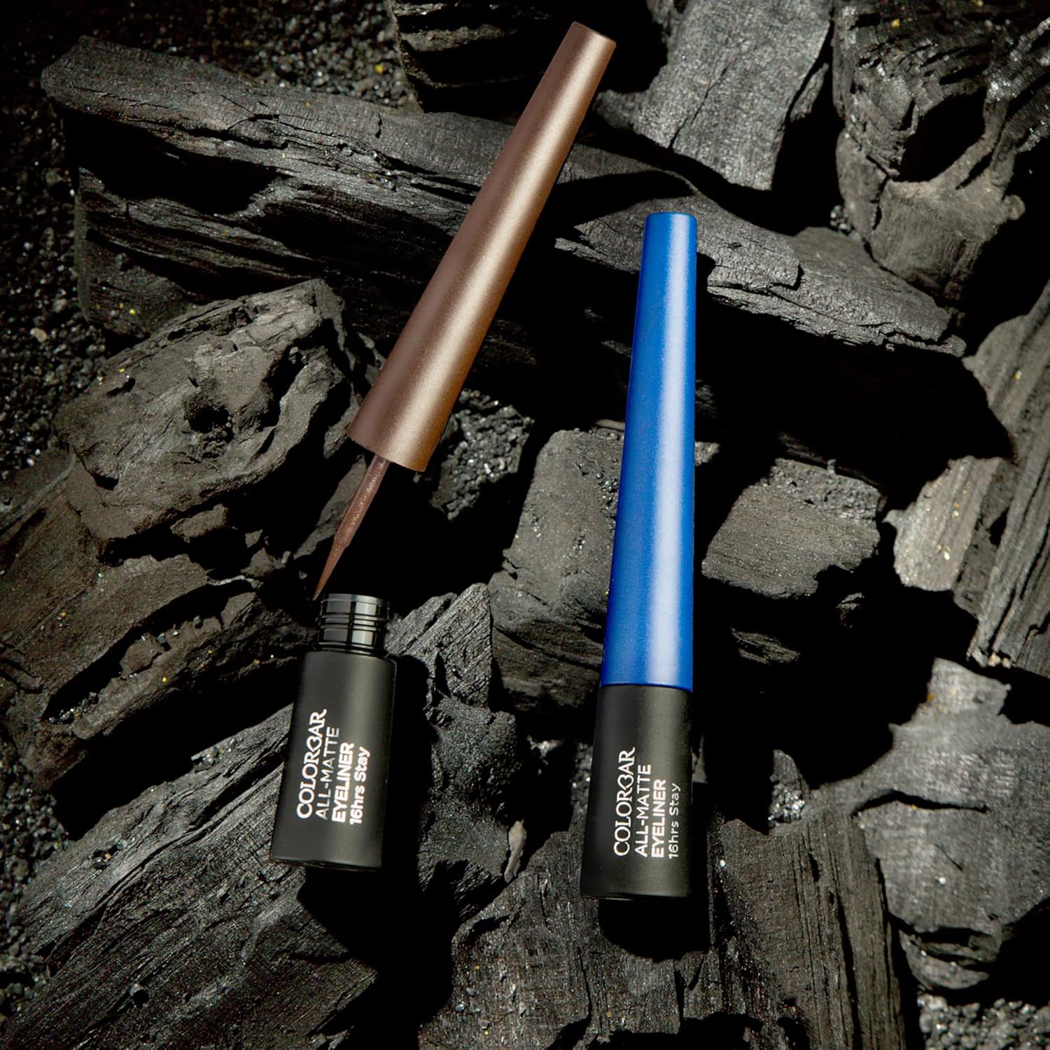 Ultimate Eye Liner - Innovative Applicator - Long-Lasting Formula - Liquid Eyeliner Waterproof and Sweat-Proof - 003 Matte Blue - 0.08 oz - Image 5