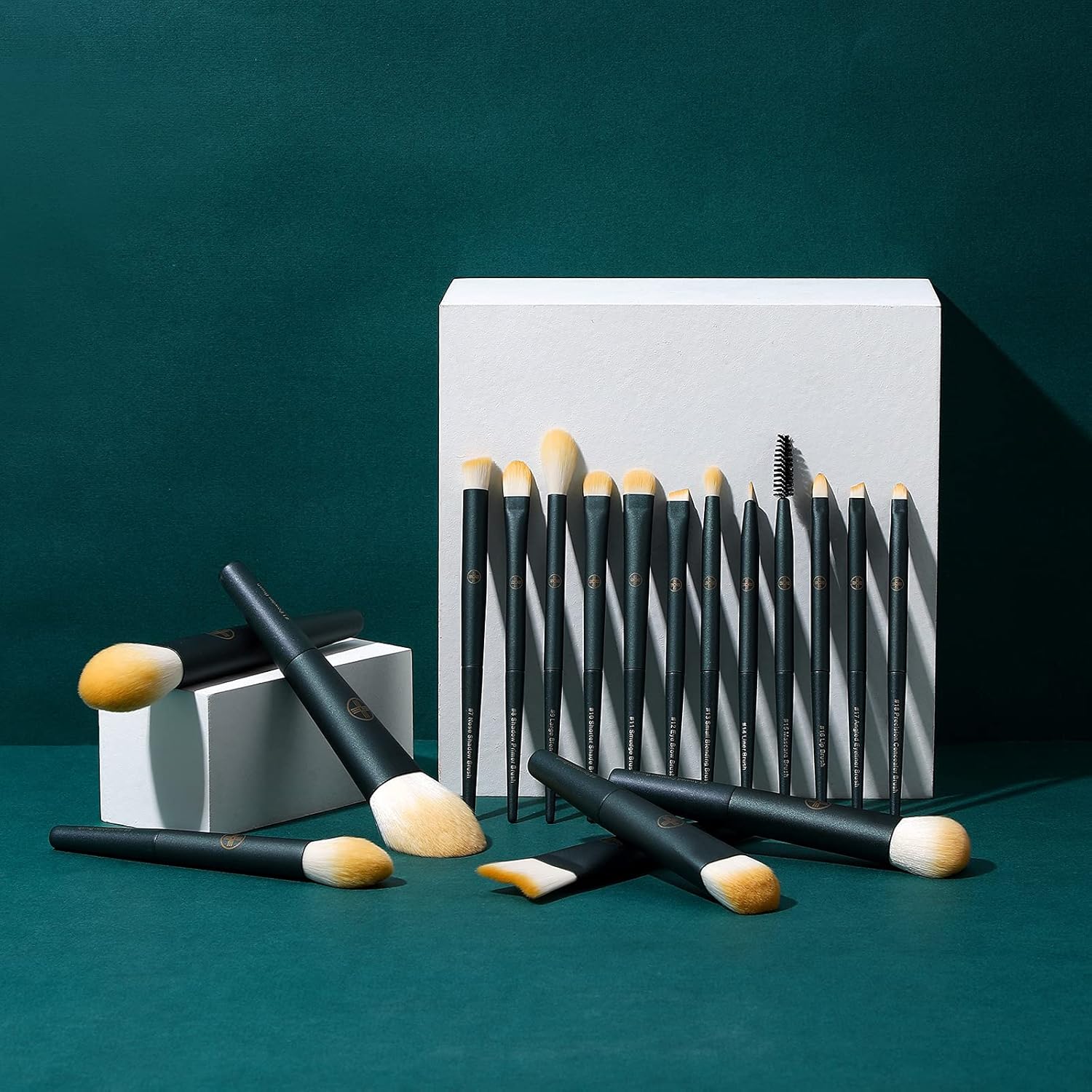 EIGSHOW Makeup Brushes 18pcs Professional Makeup Brush Travel Set with Eco Cylinder 2Cups Holder, Premium Synthetic Foundation Powder Concealer Blush Blending Eye Lip Brush Kit - Cruelty Free - Image 9