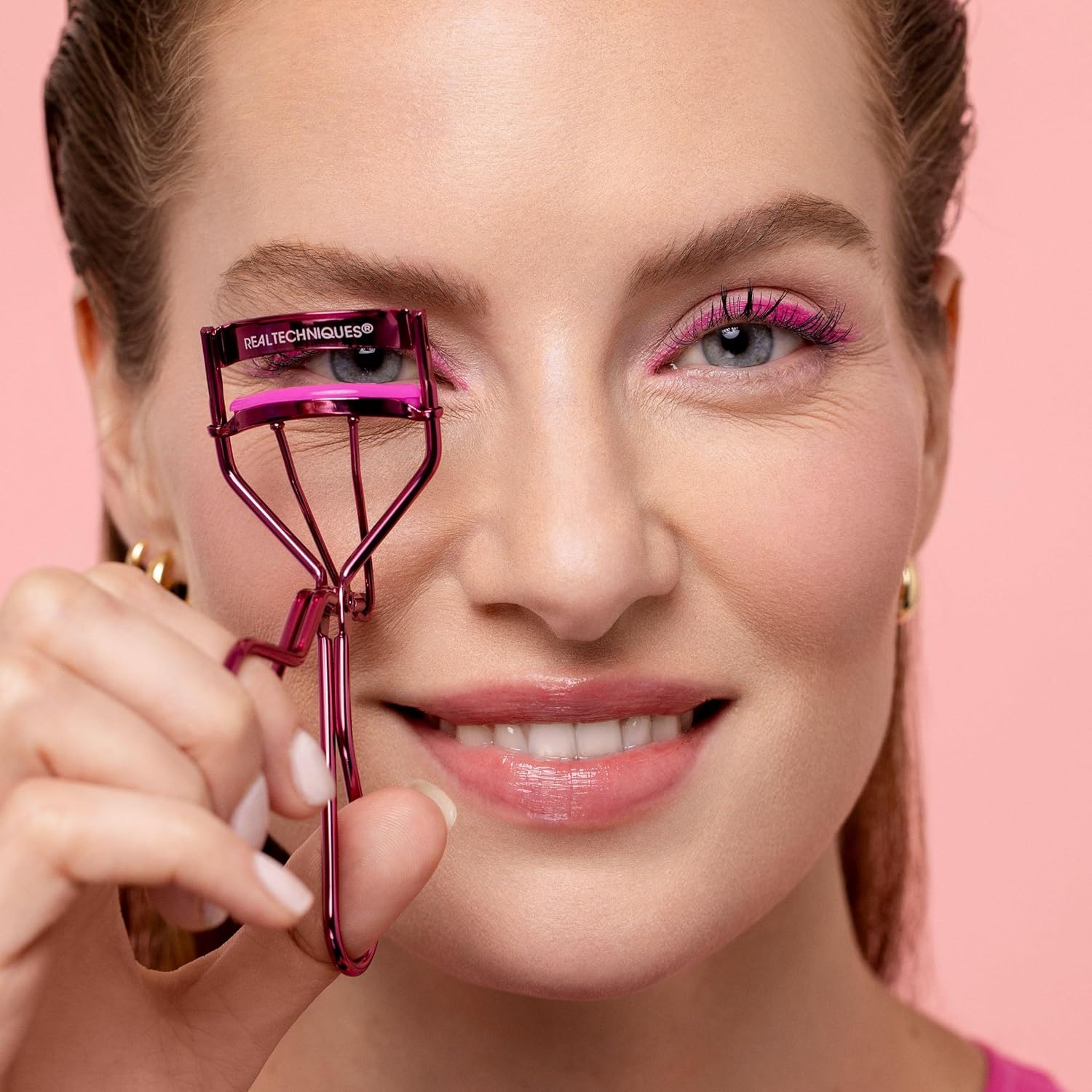 Real Techniques Miracle Eyelash Curler, Gentle Lash Tool for Lifted Lashes, Use with Mascara for Extra Volume, Travel-Size Lash Curler, Comfort Grip & Pinch-Free Design, Pink, Cruelty-Free, 1 Count - Image 6