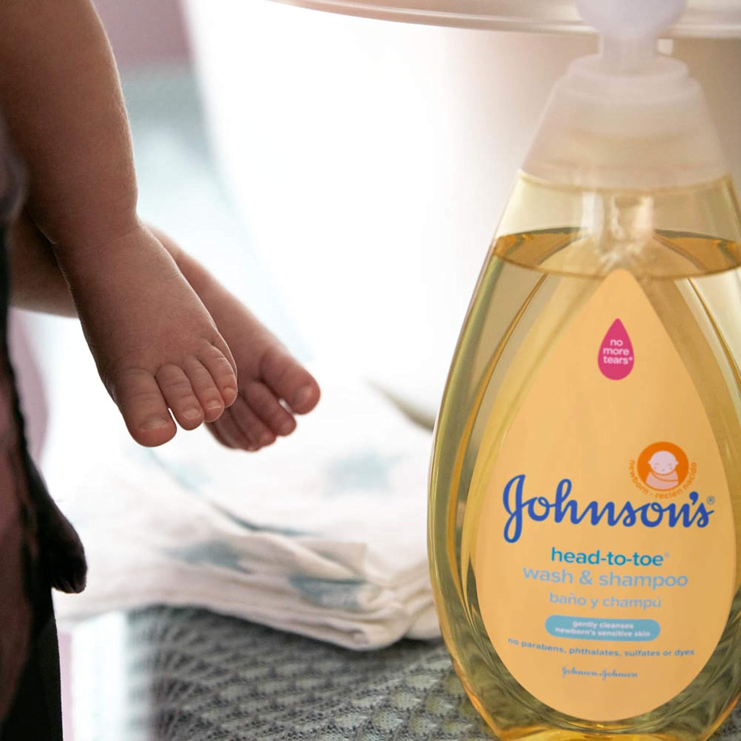 Johnson's Head-To-Toe Gentle Baby Body Wash & Shampoo, Tear-Free, Sulfate-Free & Hypoallergenic Bath Wash & Shampoo for Baby's Sensitive Skin & Hair, Washes Away 99.9% Of Germs 16.9 fl. oz (Pack of 3) - Image 11