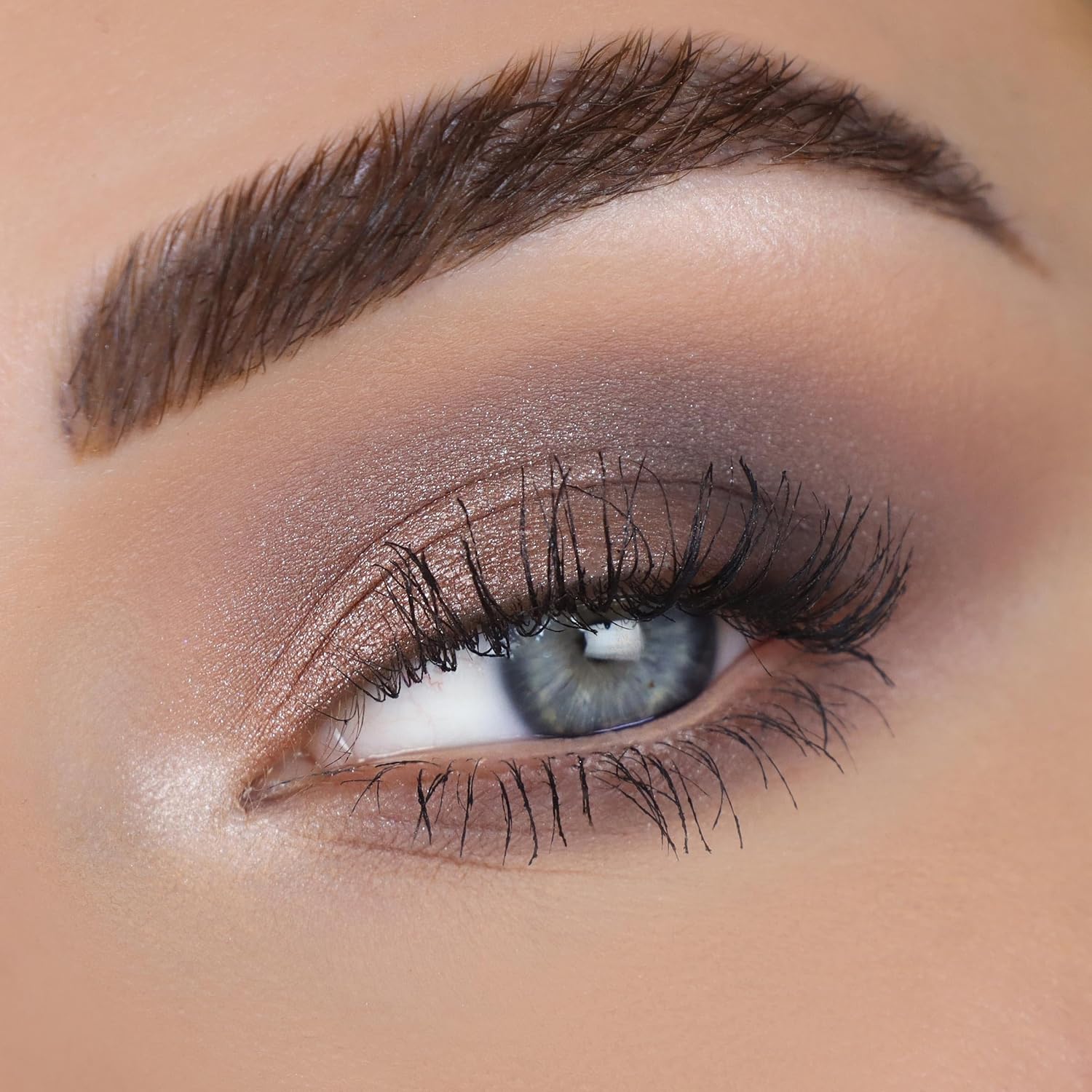 ColourPop Stone Cold Fox Eyeshadow Palette - 30 Pan Cool Tone Eye Makeup Palette with Matte & Metallic Finishes - High-Pigment Eye Makeup with a Long-Wearing Formula (1.16 oz) - Image 4