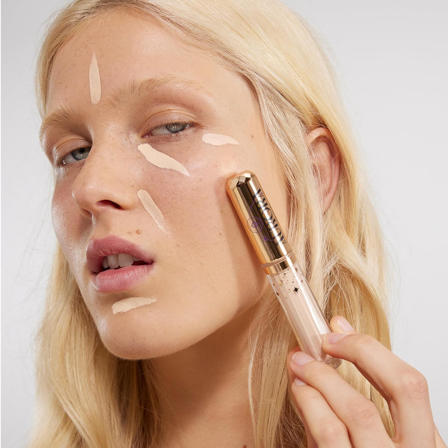 Vanilla Blendable Long-Lasting Under Eye Concealer for Dark Circles 0.15 Fl Oz - Image 3