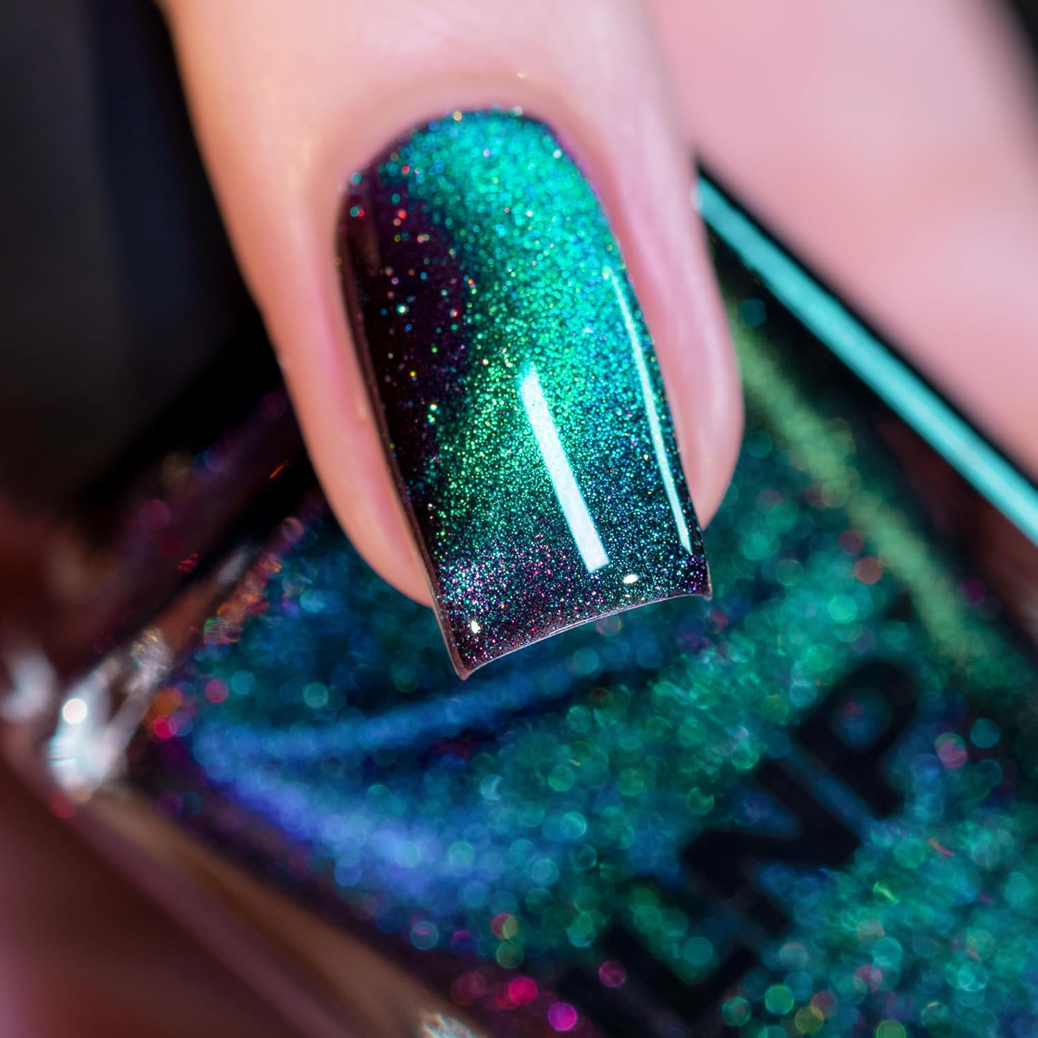 ILNP Deep Space - Teal to Purple Magnetic Holographic Nail Polish - Image 3