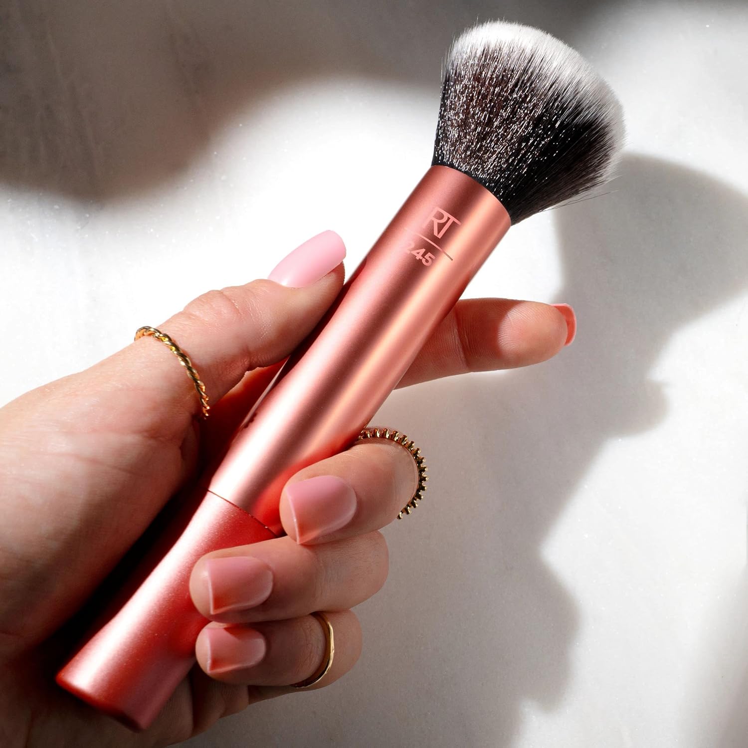 Real Techniques Everything Face Makeup Brush, Flawless Finish, Streak Free Makeup Application, For Foundation, & Powder Makeup Application, Fluffy Face Brush, Cruelty Free, 1 Count Orange - Image 7
