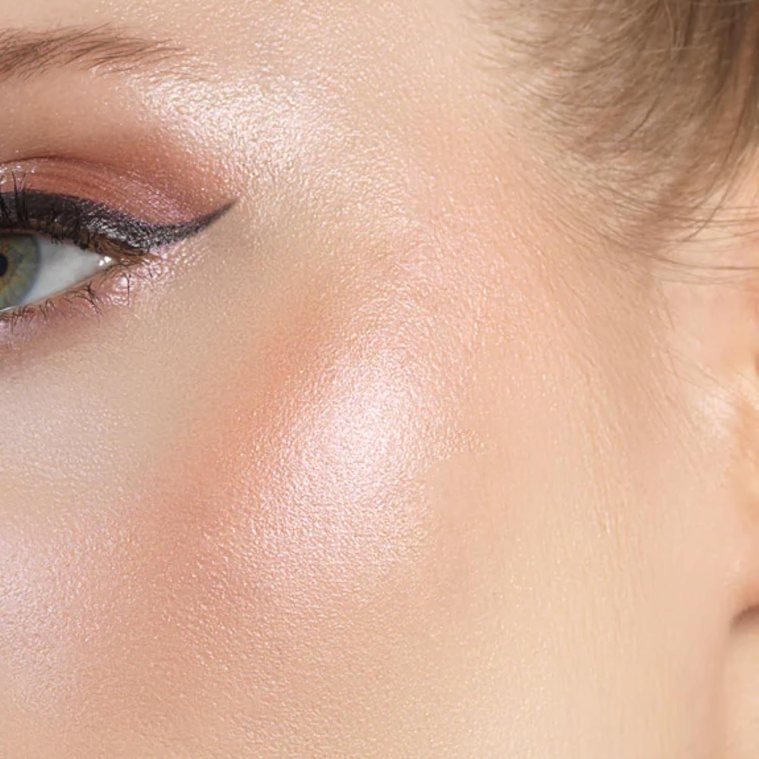 stila Heaven's Hue Highlighter | Lightweight Soft Makeup Glow, Bouncy Texture Illuminates Skin, Transfer-Resistant | Kitten, 0.35 Oz. (Pack of 1) - Image 5