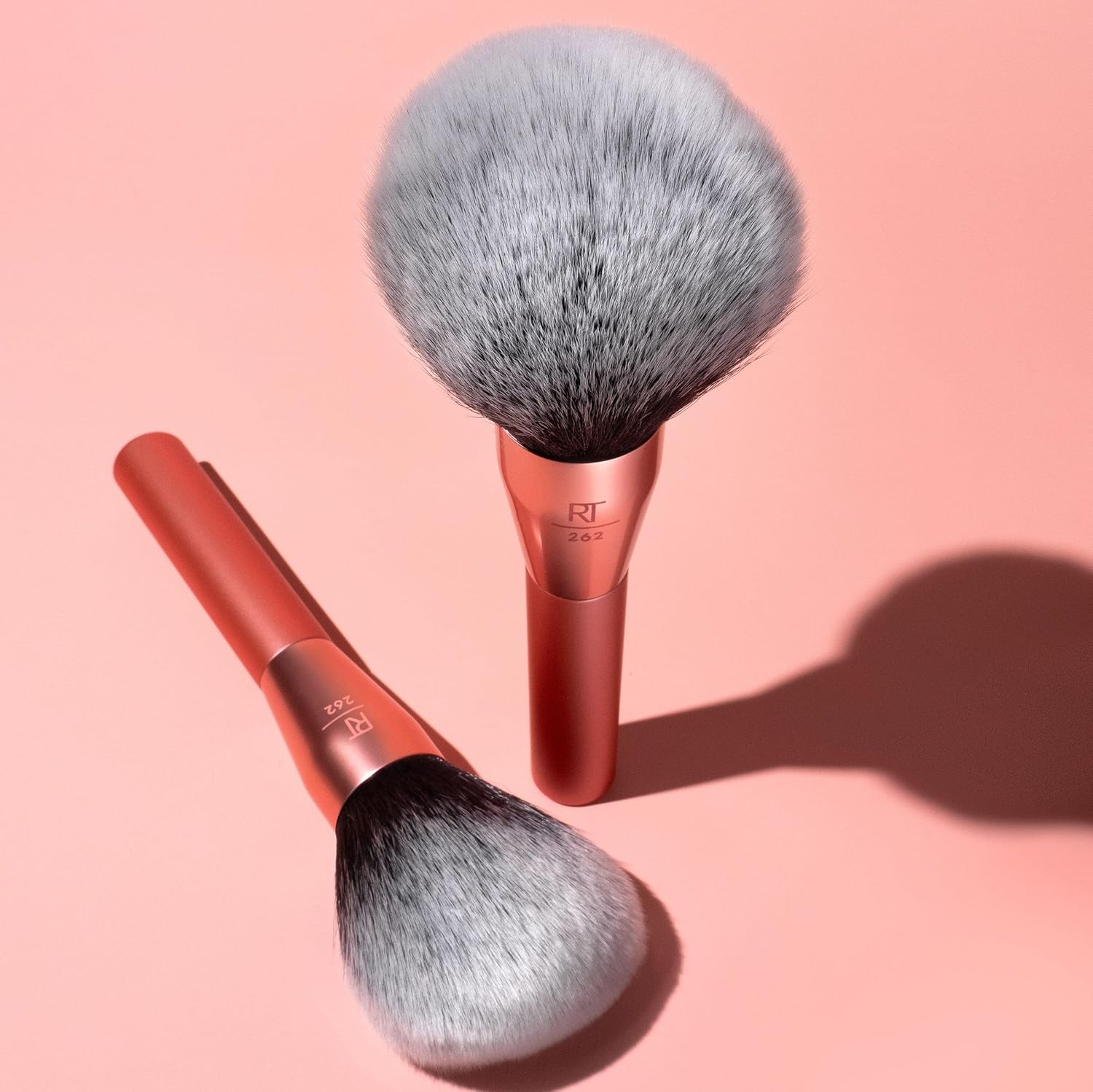 Real Techniques Extra Big Powder Brush, Large Makeup Brush For Powder, Fluffy Head For All-Over Setting, XL Oversized Brush For Quick Application, Cruelty-Free, Synthetic Bristles, 1 Count - Image 7