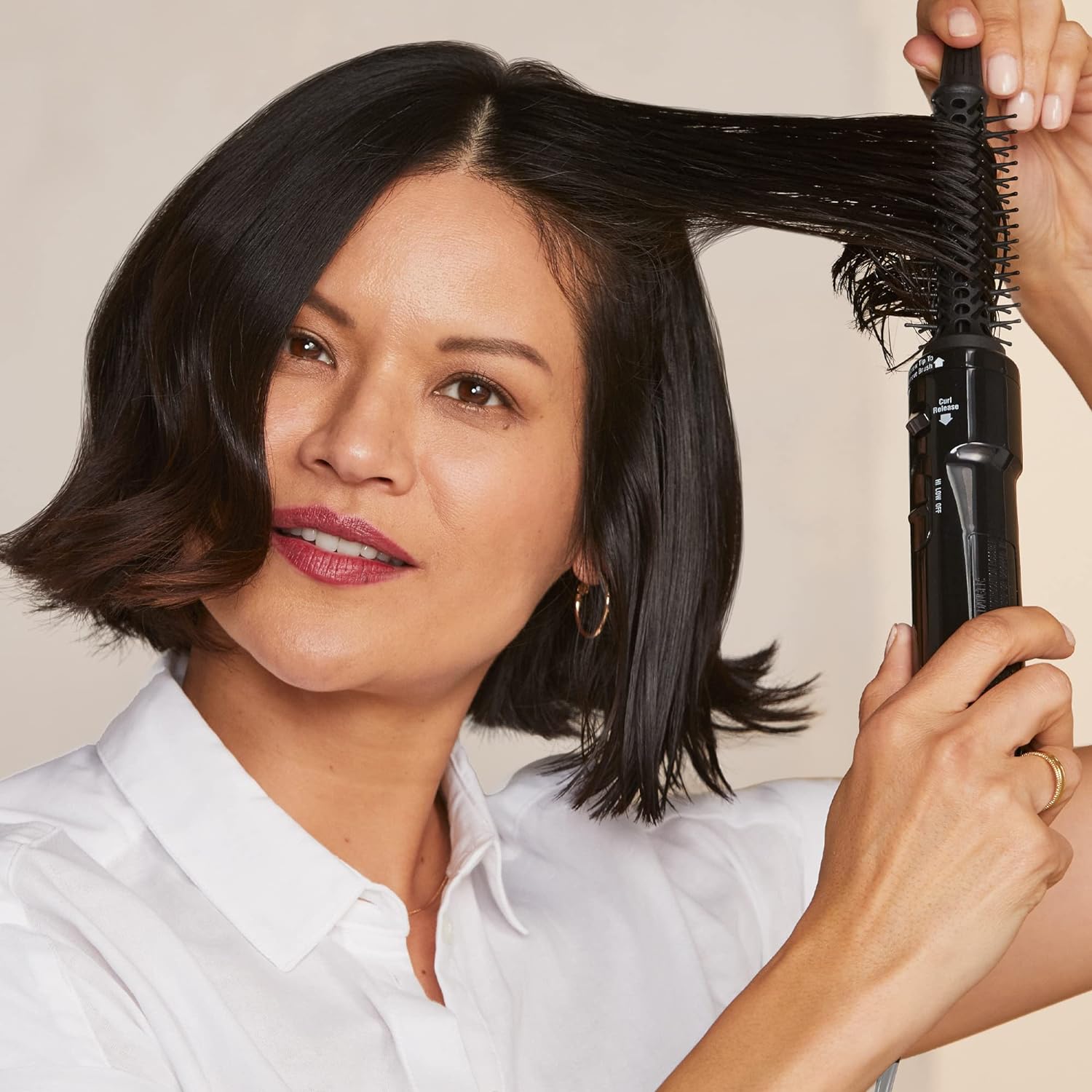 Hot Tools Pro Artist Hot Air Styling Brush | Style, Curl and Touch Ups (3/4”), Black - Image 5