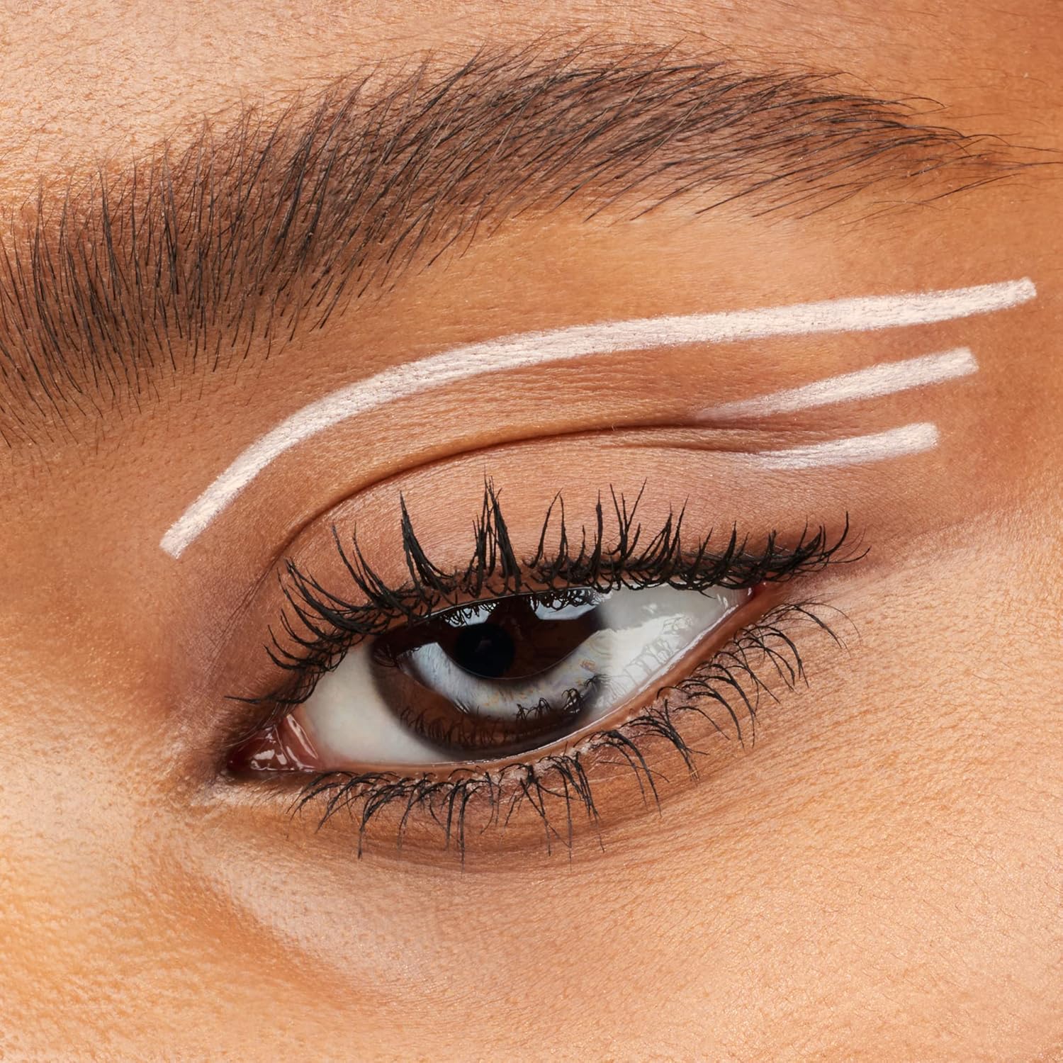 essence | Stay & Play Gel Eyeliner | Super Soft Gel-like Texture | Waterproof & Longlasting | Vegan & Cruelty Free (03 Silky Nude) - Image 6