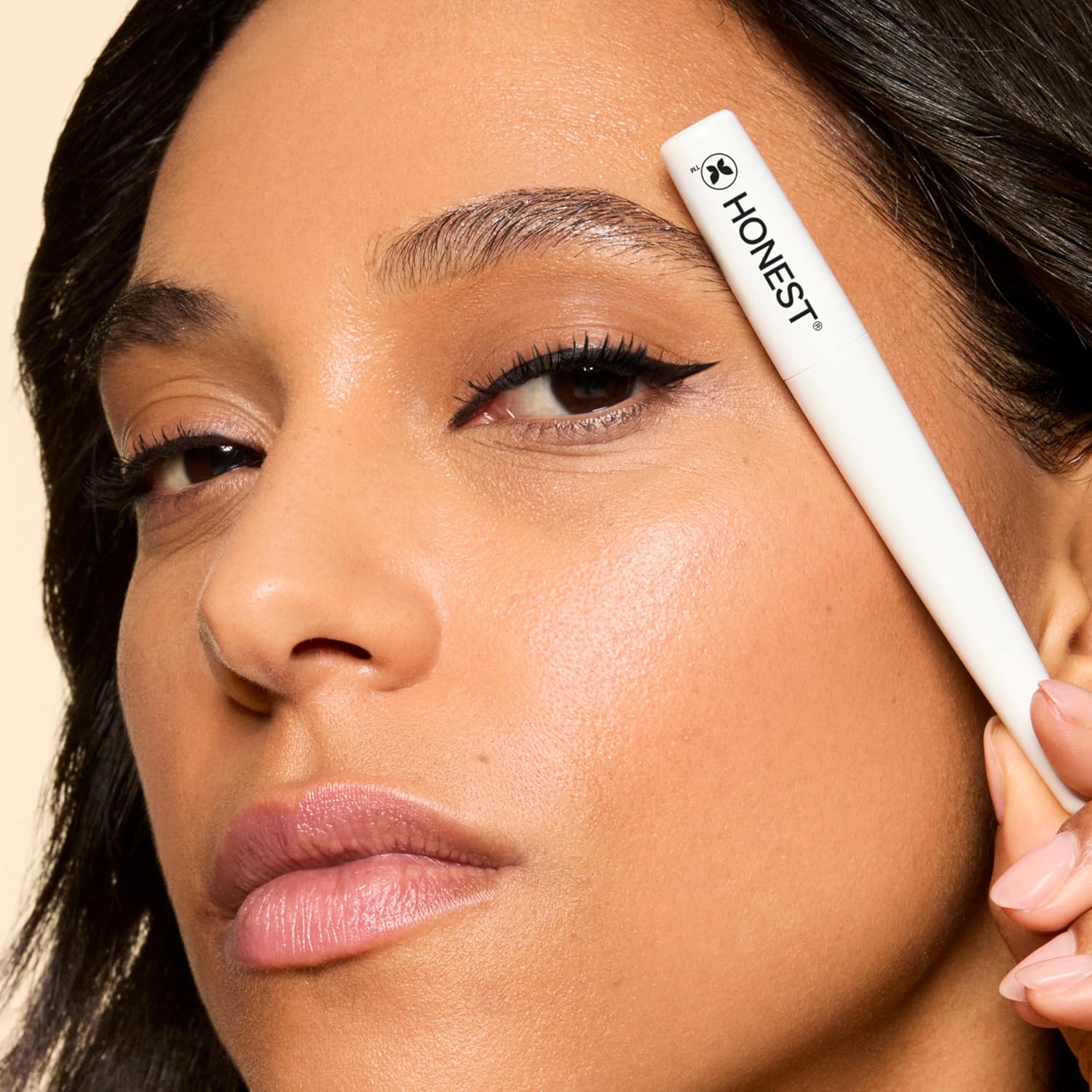 Honest Beauty Longlasting Liquid Eyeliner | Smudge + Flake Proof, Precise Application | Hypoallergenic, Vegan, + Cruelty Free | Black, 0.58 fl oz - Image 8