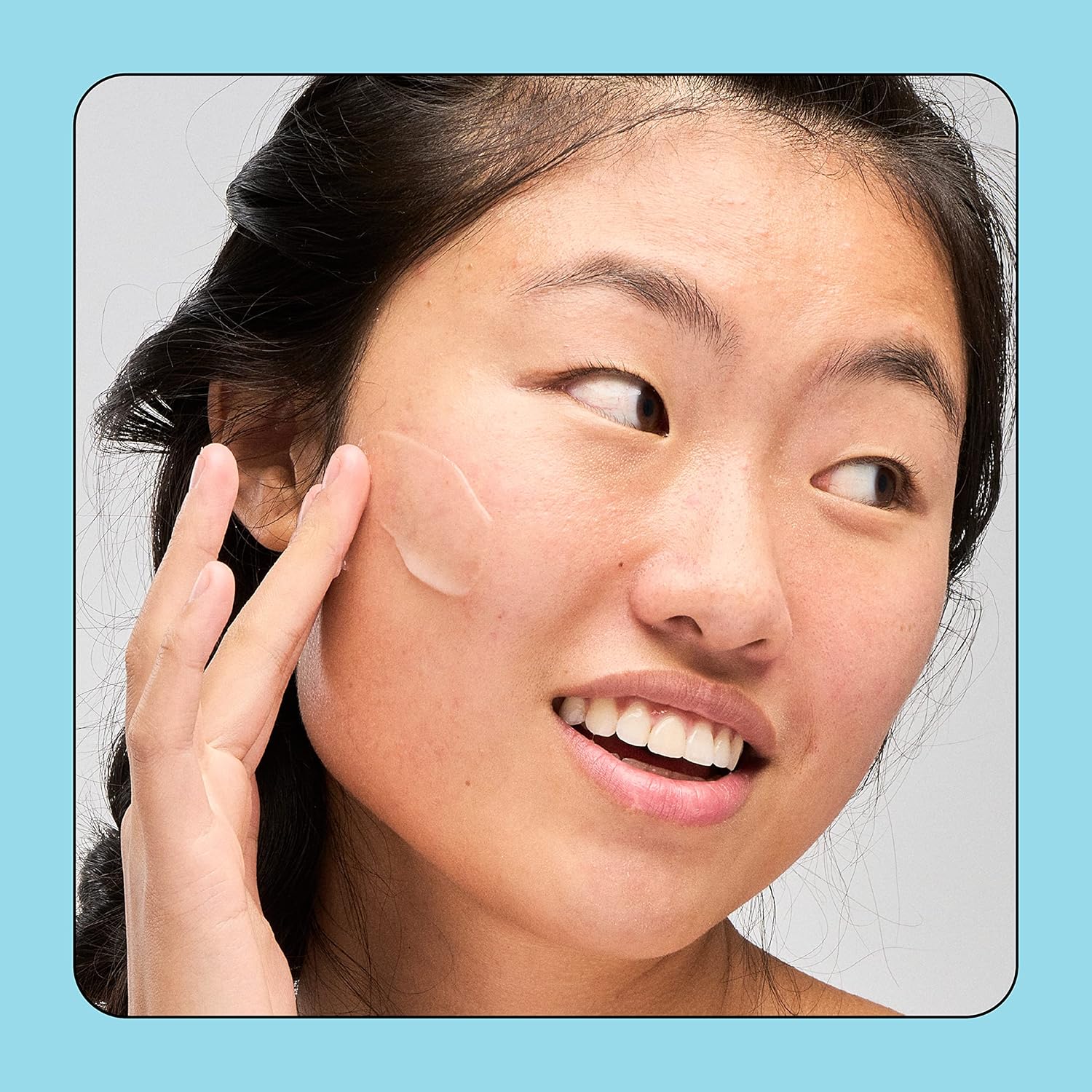 Bubble Skincare Level Up Balancing Face Moisturizer - Hydrating Gel Moisturizer Formulated with Zinc PCA + Niacinamide for Improved Texture & Radiance - Skin Care for Oily or Combination Skin (50ml) - Image 3