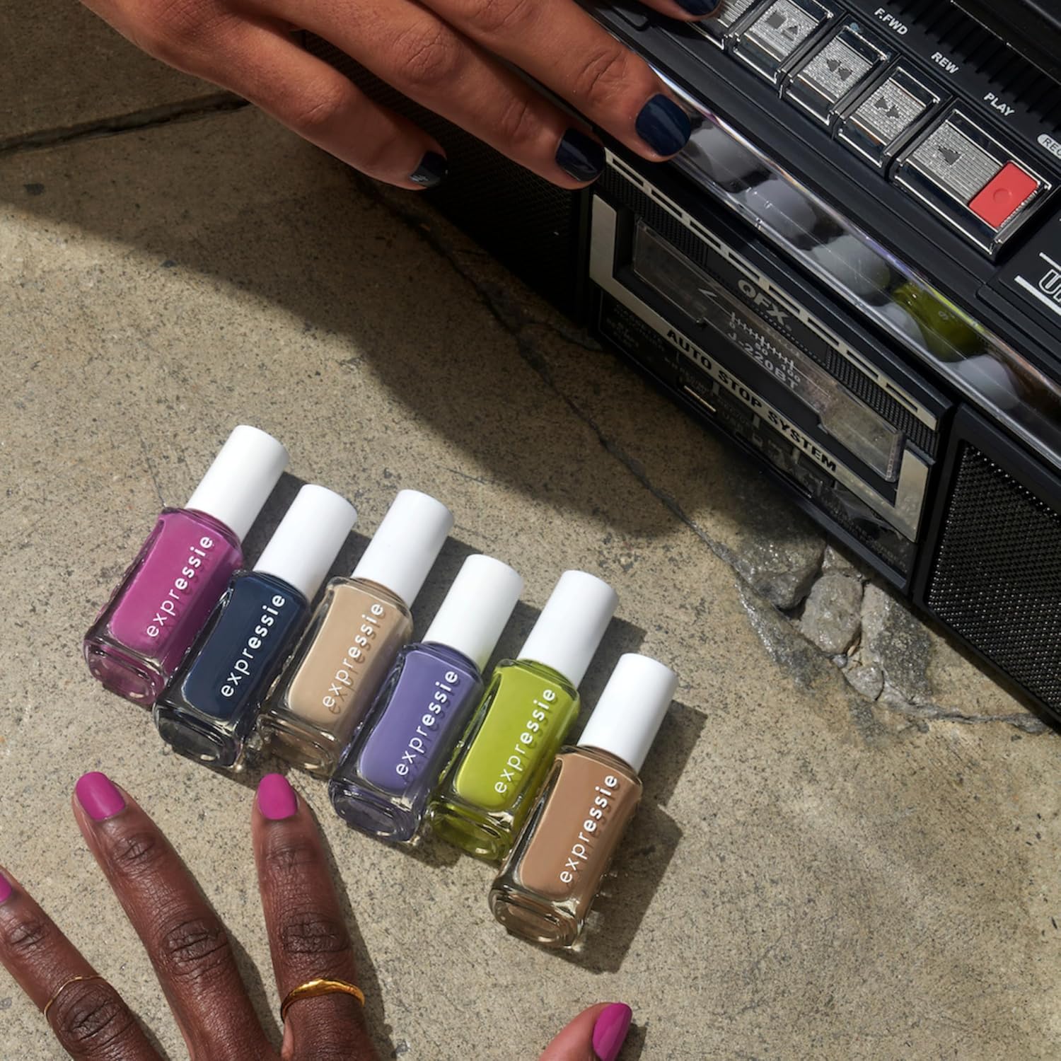 essie Expressie Nail Polish, Quick-Dry Purple Nail Polish, Power Moves, Vegan, Choreo Queen, 0.33 fl oz - Image 6