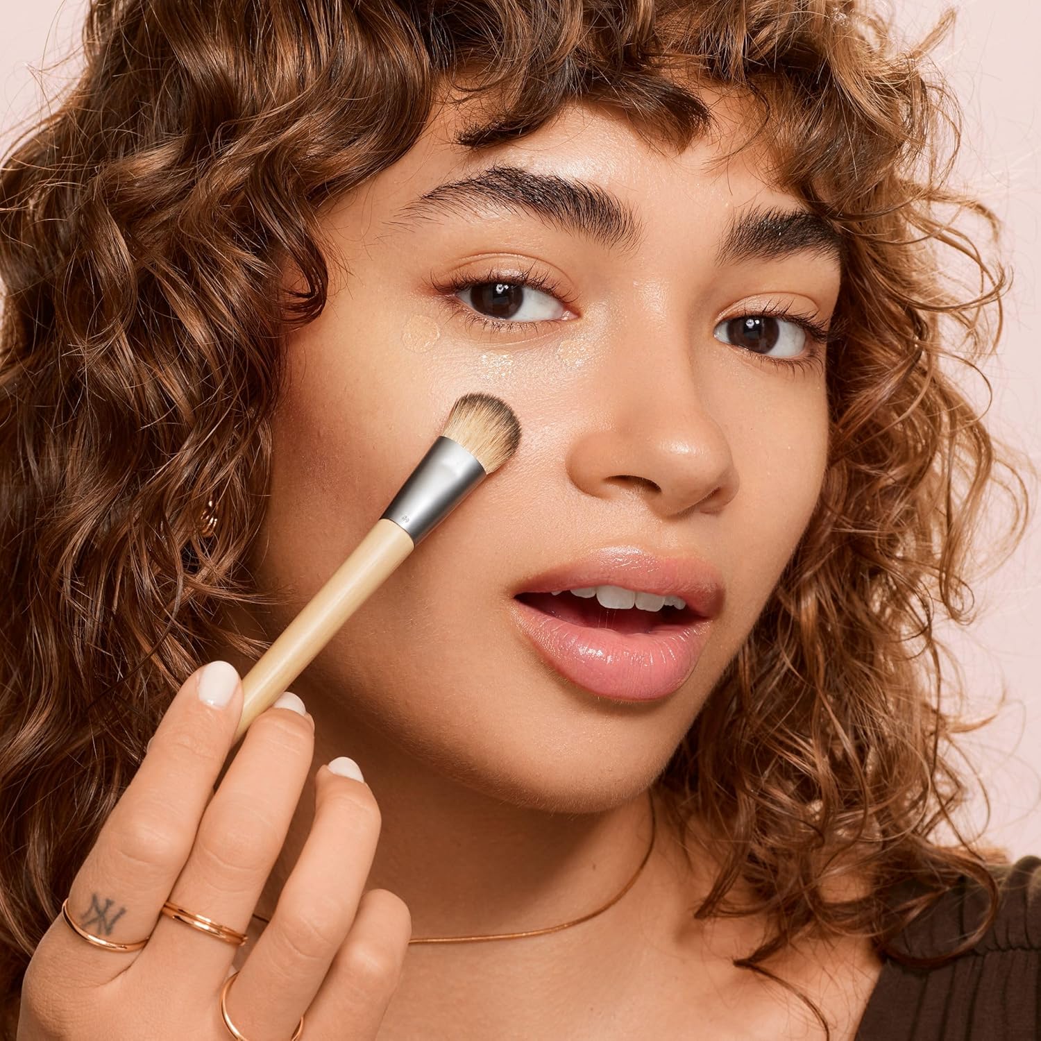EcoTools Precision Concealer Makeup Brush, For Concealing Under Eyes & Imperfections, Sculpt Skin, Works With Liquid & Cream Makeup, Synthetic Bristles, Cruelty-Free & Vegan, 1 Count - Image 7