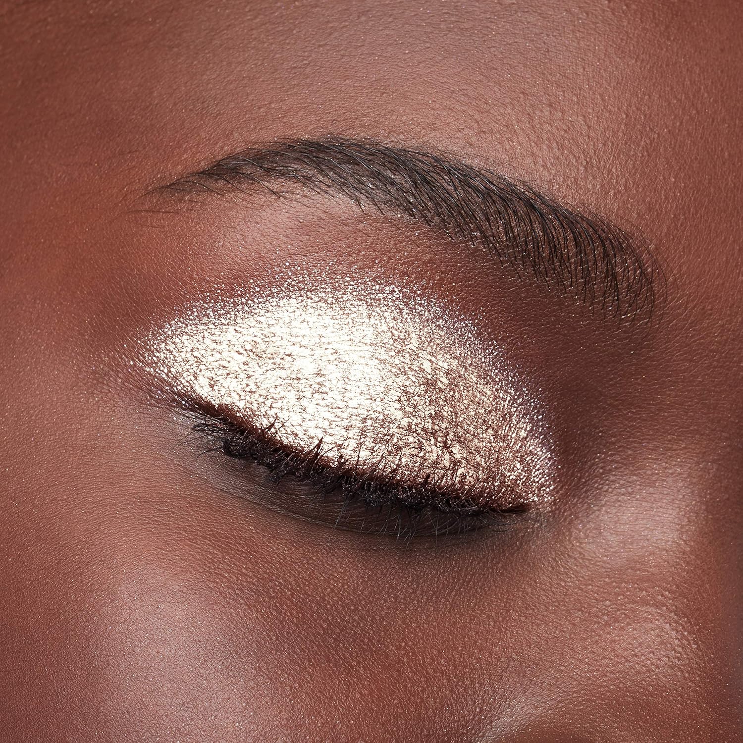 L'Oreal Paris Brilliant Eyes Shimmer Liquid Eye Shadow, Longwearing Lasting Shimmer, Crease Resistant, Flake-Proof, Precision Applicator, Quick Dry, Non-Greasy, Diamond Drop, 0.1 oz. - Image 10