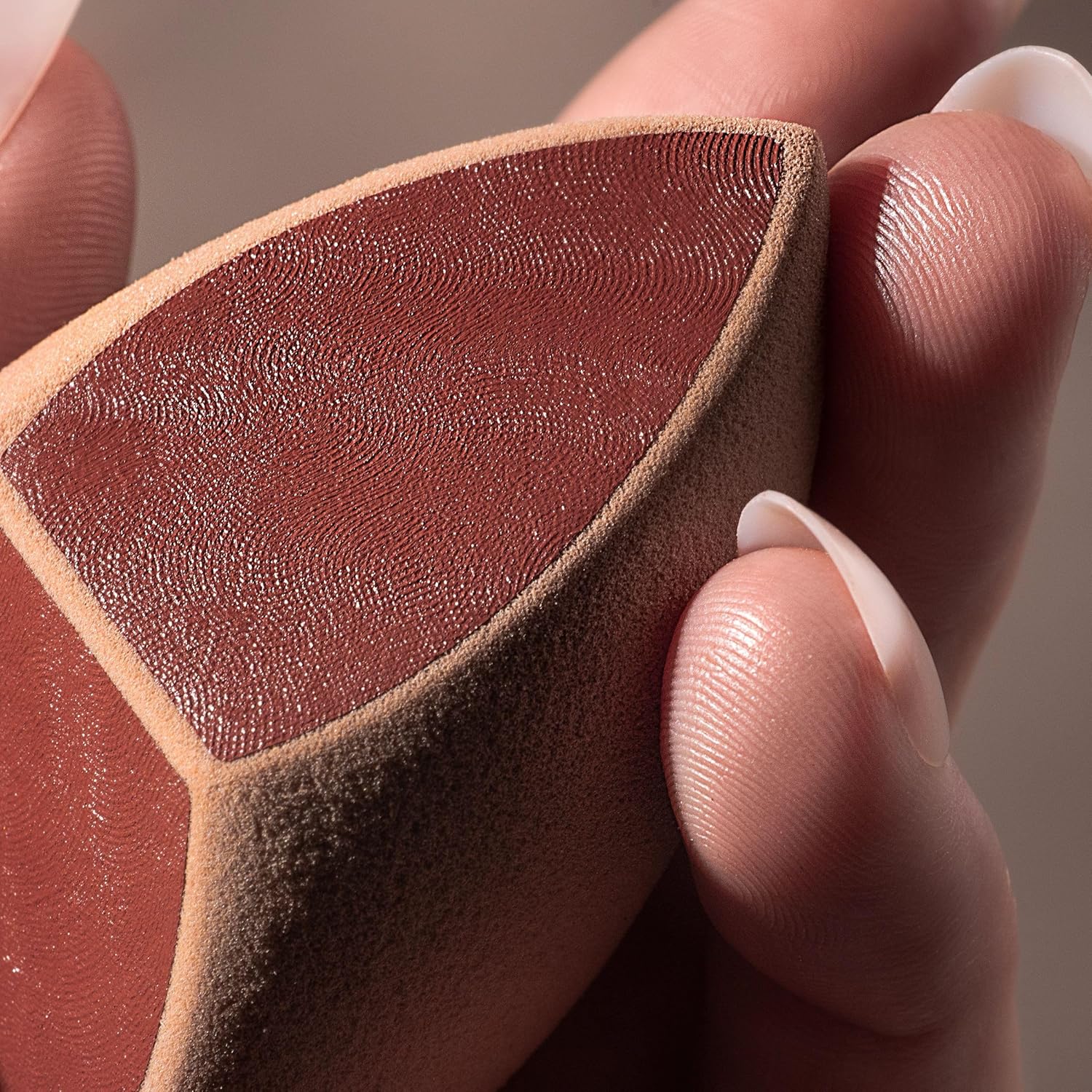 Real Techniques Makeupsaver Sponge + Brush Trio, Makeup Blending Sponge & Brushes For Liquid & Cream Formulations, Natural Finish & Reduces Makeup Waste, Cruelty & Latex-Free 3 Piece Set - Image 14