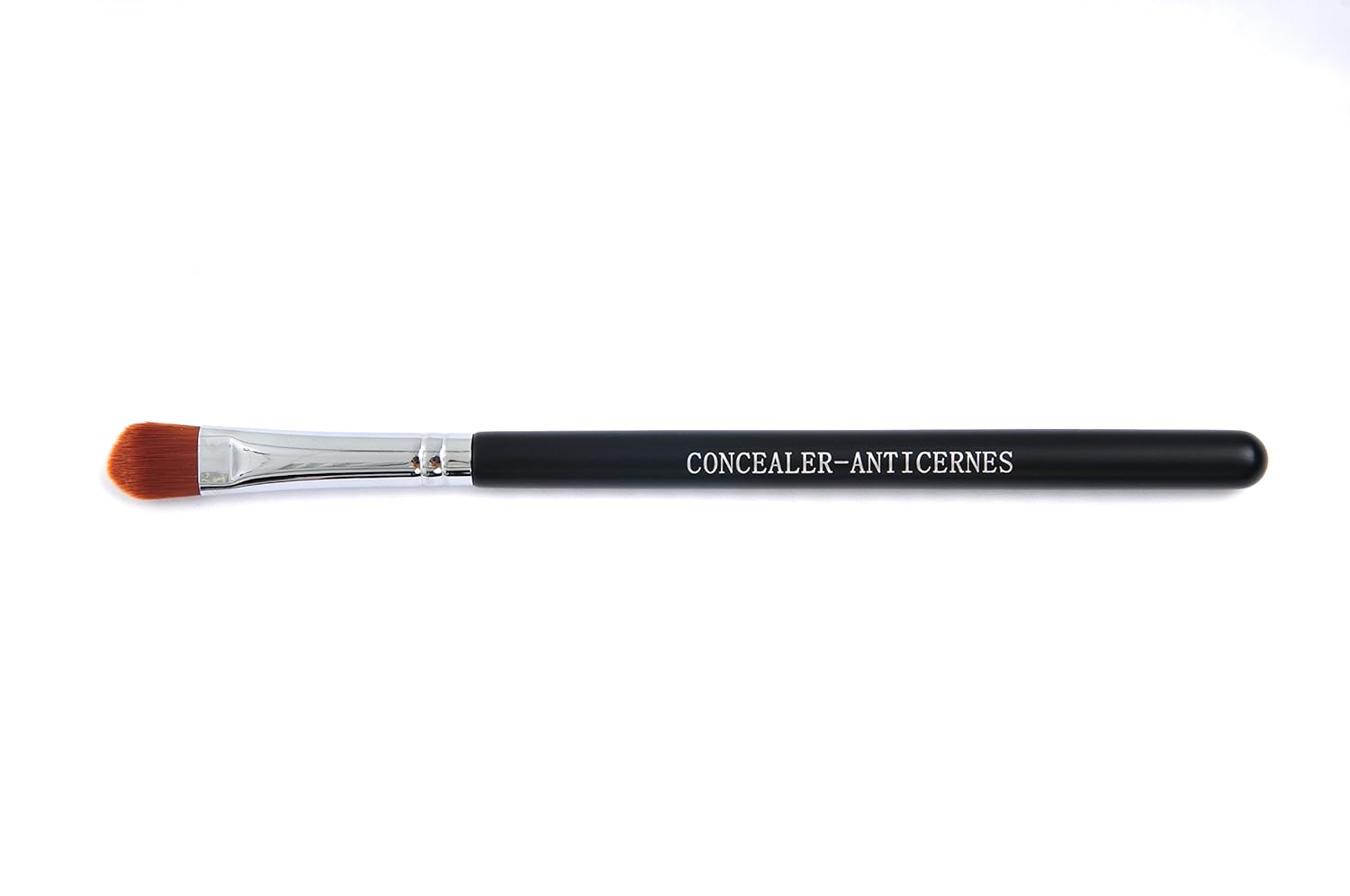 Concealer Brush By Beau Gachis Cosmetics - Image 3