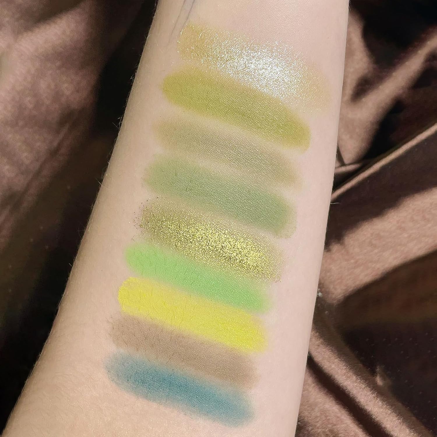 Erinde 9 Colors Eyeshadow Palette, Matte Shimmer Glitter Eye Shadow Palette Makeup, Highly Pigmented Long Lasting Waterproof, Natural Neutral Nude Eyeshadow Make Up Pallet, Yellow Green - Image 2