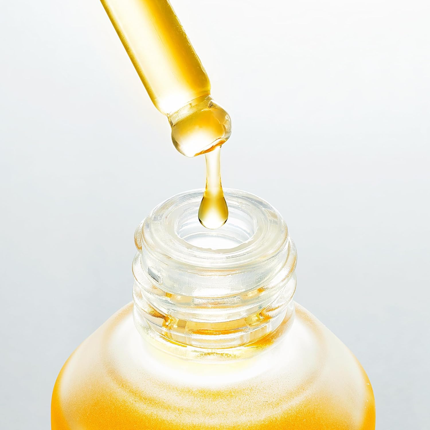 Farmacy Hydrating Face Oil - Honey Grail Nourishing Oil for Skin & Hair - Infused with Sea Buckthorn Oil, Rosehip Oil & Buckwheat Honey to Moisturize & Maintain a Healthy Skin Barrier (30ml) - Image 4