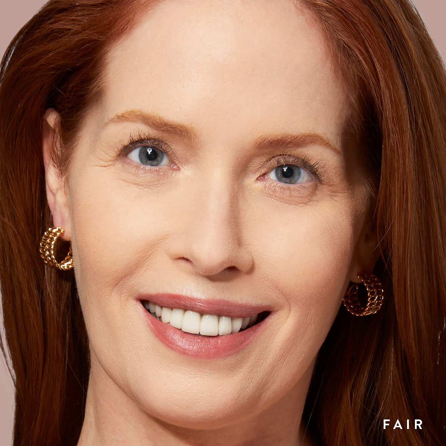 LAURA GELLER NEW YORK It Takes Two: Baked Double Take Full Coverage Foundation + Baked Balance-n-Brighten Color Correcting Foundation - Fair - Image 9