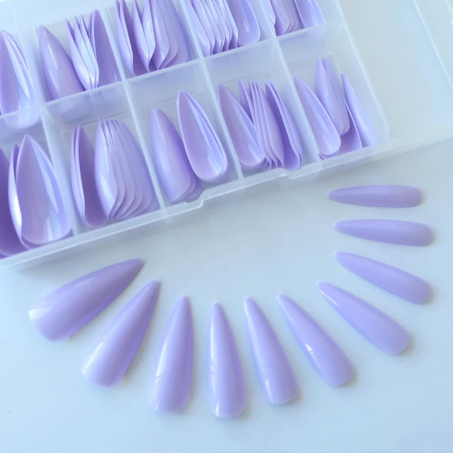 Long Stiletto Nail Tips Glossy Fake Nail 100PC Full Cover Acrylic Press on Nails Art Tips False Nail for Beginner Women and Girls Manicure(Light Purple）
