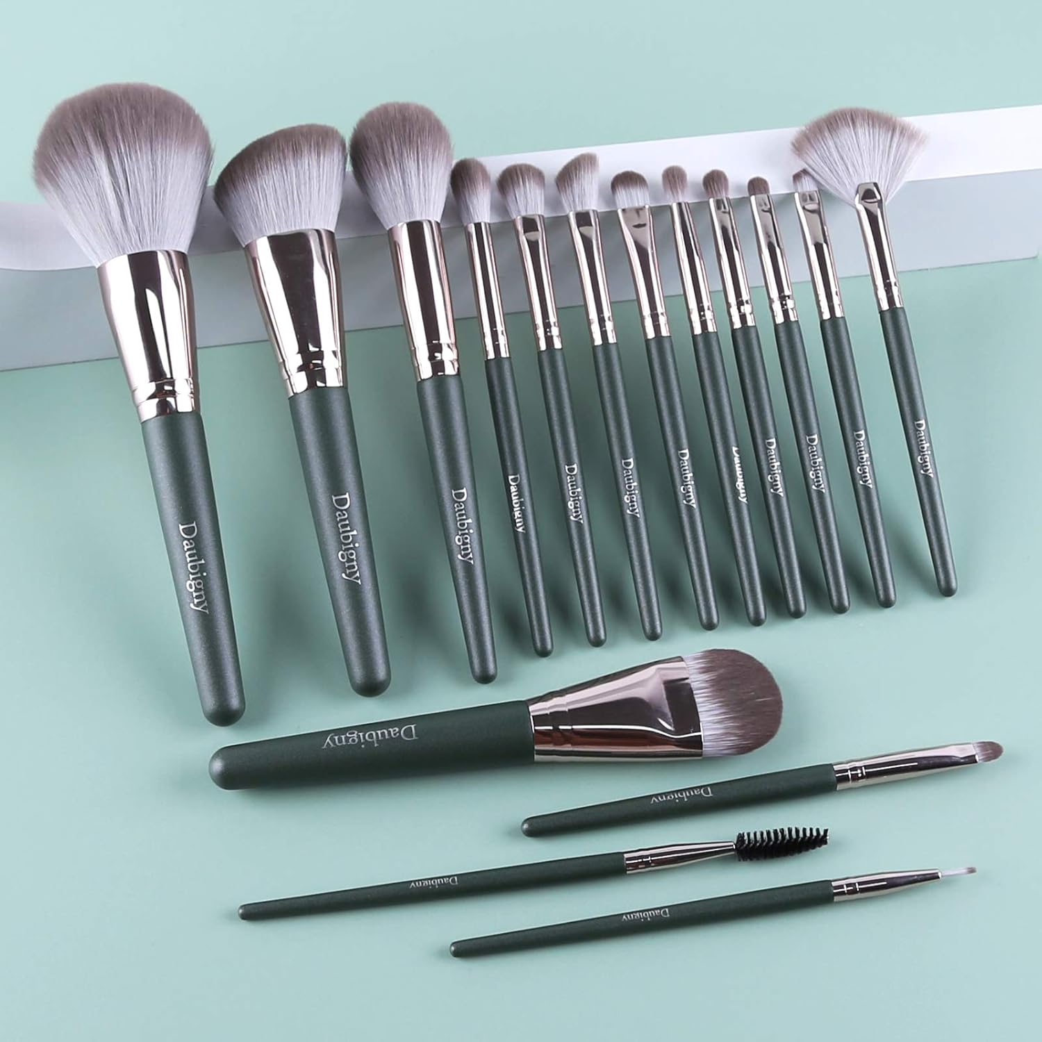 Makeup Brushes, Daubigny 16Pcs Complete Green Premium Synthetic Makeup Brush Set with Professional Foundation Brushes Powder Concealers Eye shadows Blush Makeup Brush for Perfect Makeup - Image 5