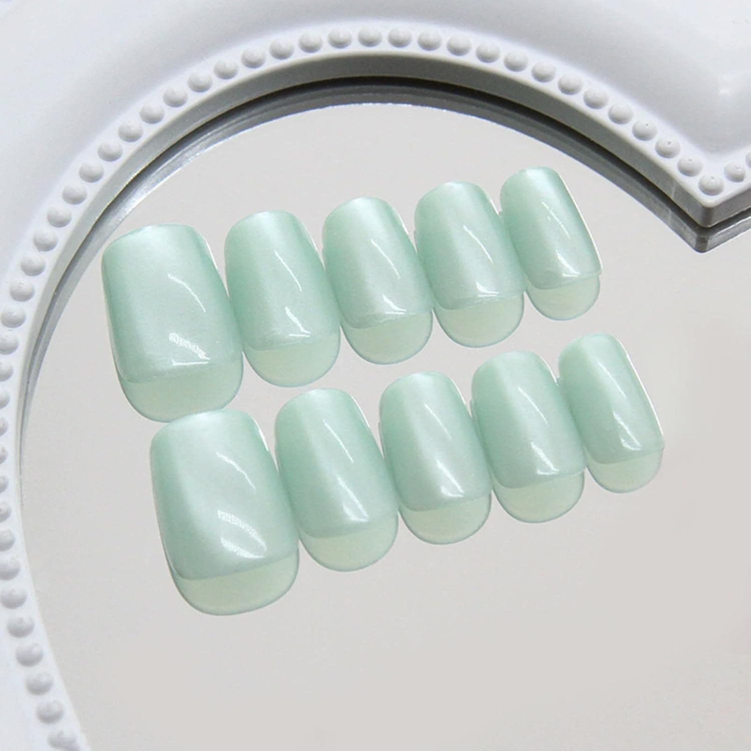 Short Square Press on Nails Fresh Mint Green Cat Eye Fake Nails Pale Green Acrylic False Nails Press ons Glossy Artificial Stick on Nail for Women Girls 24Pcs - Image 4