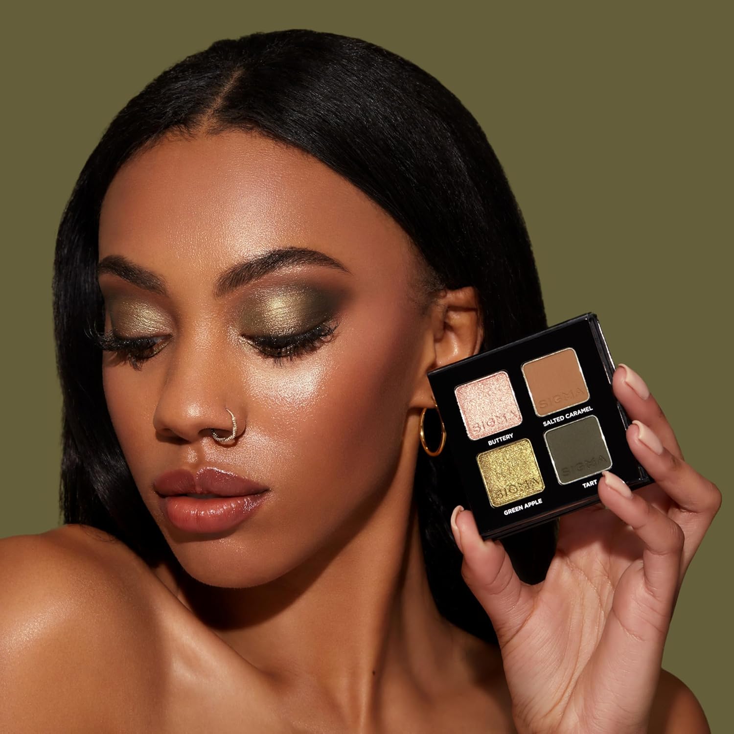 Sigma Beauty Quad Eyeshadow Palette – Makeup Eyeshadow Quad with a Buttery Soft Formula and Buildable, Blendable Shades for a Flawless Eye Look, Designed for All Day Wear (Caramel Apple) - Image 3