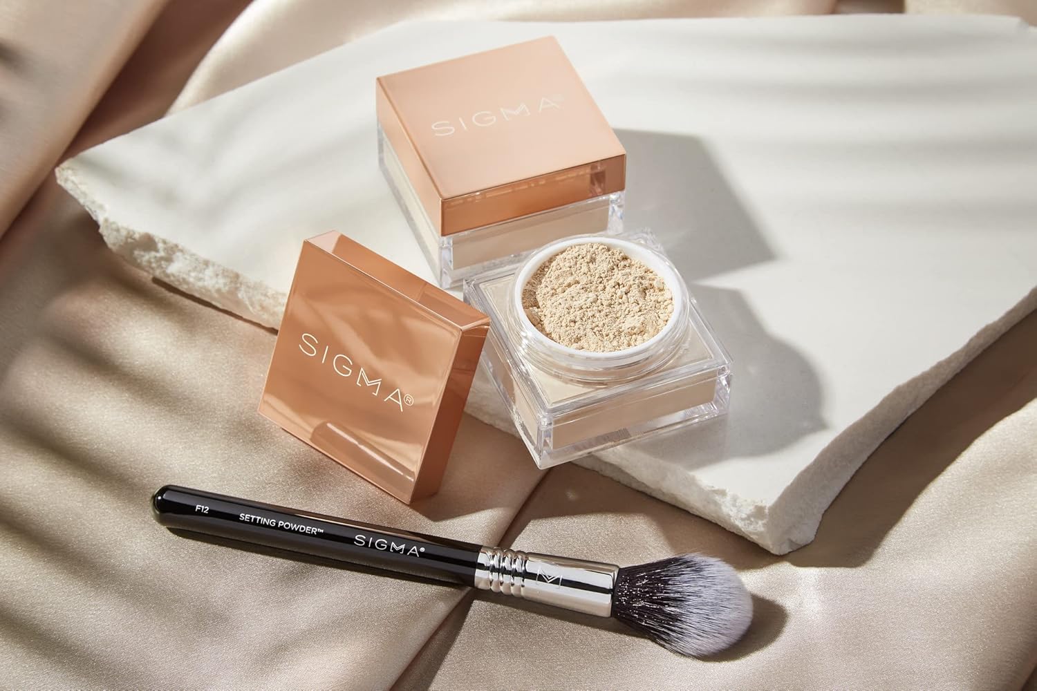 Sigma Beauty Soft Focus Setting Powder – Silky Smooth, Lightweight Loose Setting Powder for Setting Makeup, Blurring Powder Reduces the Look of Pores, Lines & Wrinkles (Vanilla Bean, Ivory Matte) - Image 7