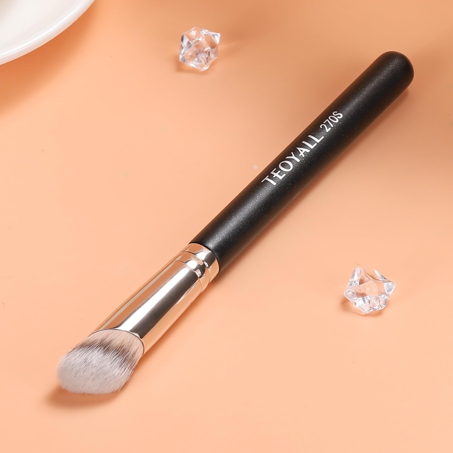 TEOYALL Under Eye Concealer Brush, Angled Contour Brush Synthetic Kabuki Brush for Concealing Blending Setting Buffing with Liquid, Cream and Powder Cosmetic (270S) - Image 6