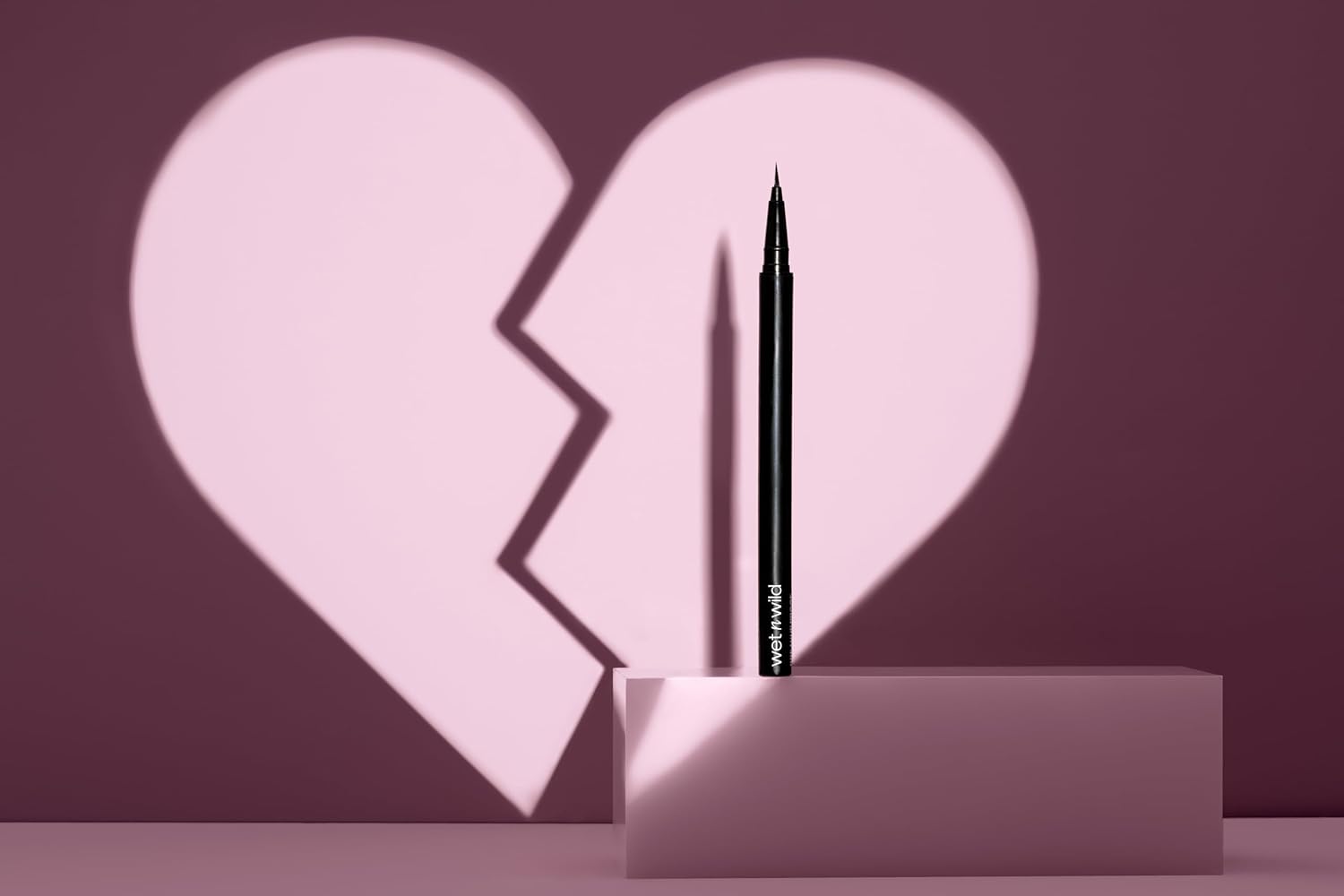 wet n wild Mega Last Breakup Proof Liquid Eyeliner - Ultra-Fine Brush, Waterproof, 16-Hour Long-Lasting Wear- Cruelty-Free & Vegan - Black - Image 6