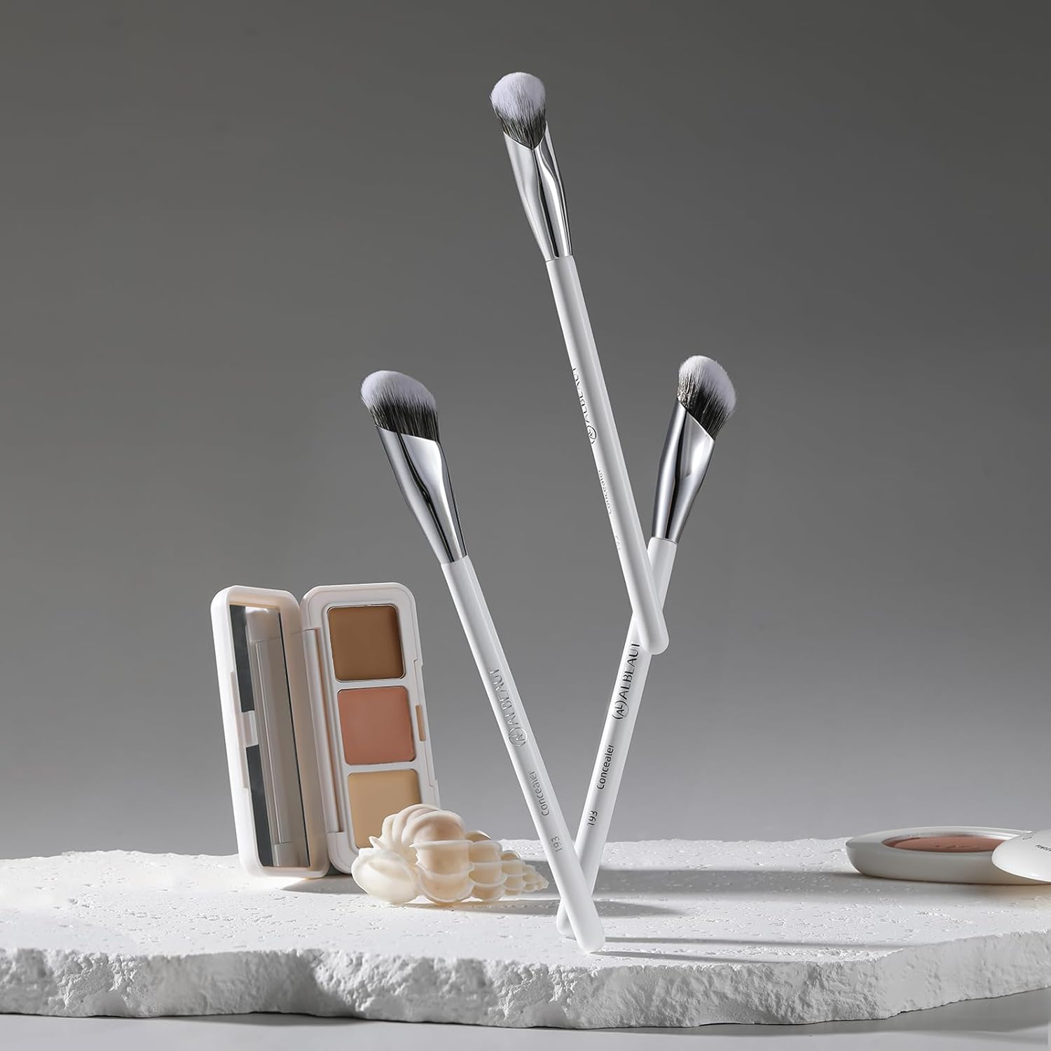 2 Piece Angled Makeup Brush Set for Liquid Foundation Cream and Eyeshadow Blending - Image 7