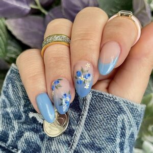 24Pcs Flower Press on Nails Medium Almond Fake Nails Blue Gradient Glue on Nails Full Cover Artificial Spring Summer Nails Stick on Nails French Tip False Nails Flower Designs for Women Acrylic Nails
