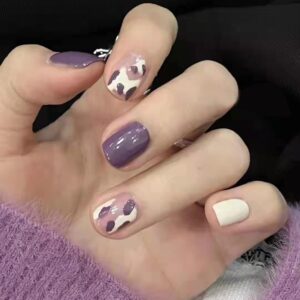 24PCS Press Fake nails Purple cow print Cute nails Cool Girl Summer Full Cover bright face artificial nails Acrylic paste nails