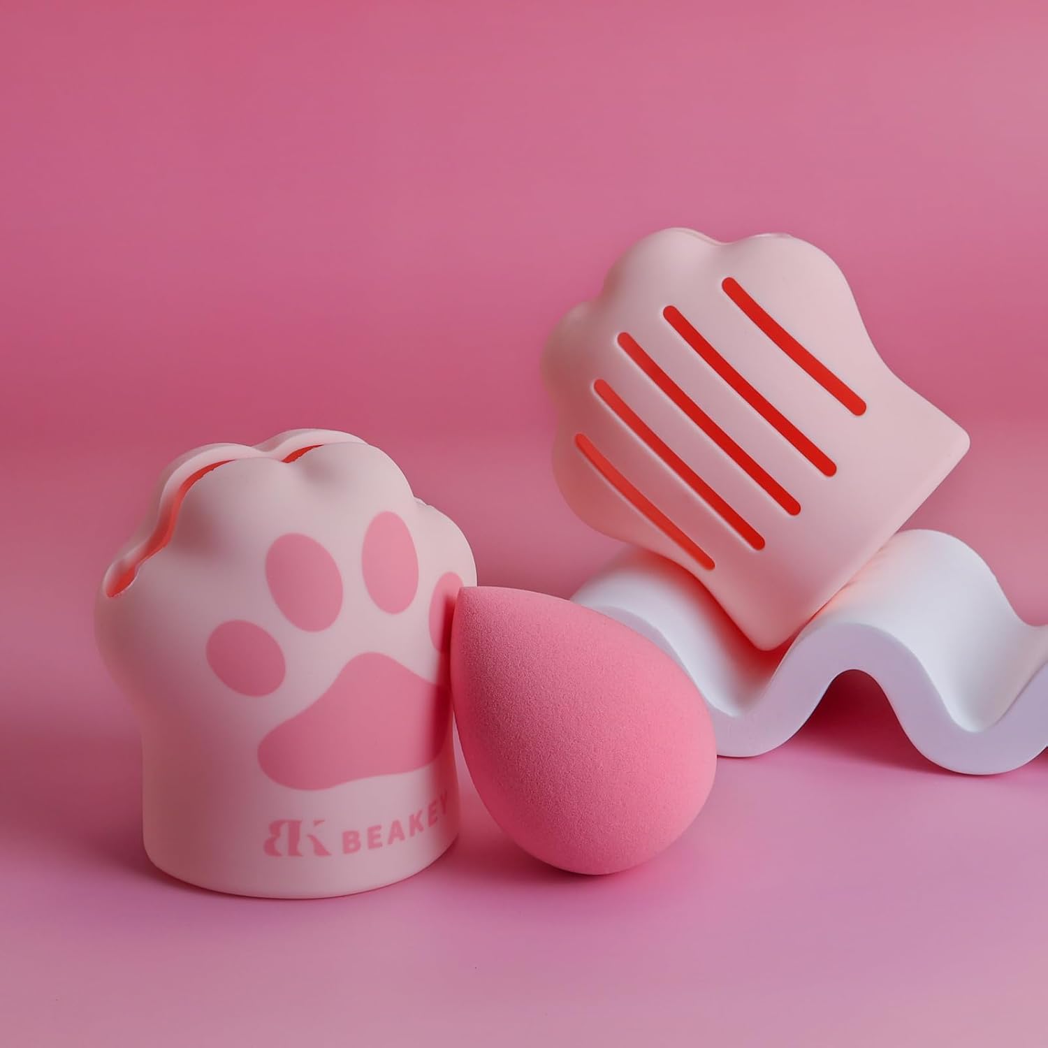 BEAKEY Cat Hug Silicone Makeup Sponge Holder with Vent for Quick Drying - Pink - Image 9