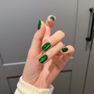 Green Press on Nails Short Square Fake Nails Shiny False Nails with Chrome Designs Green Glitter Glossy Glue on Nails Full Cover Acrylic Stick on Nails for Women and Girls Manicure Kit 24Pcs