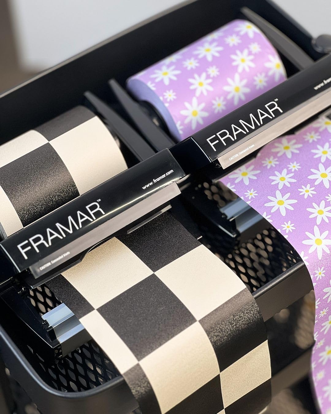 FRAMAR Checkered Detangling Hair Brush with 320 ft Salon Foil Rolls - Image 8