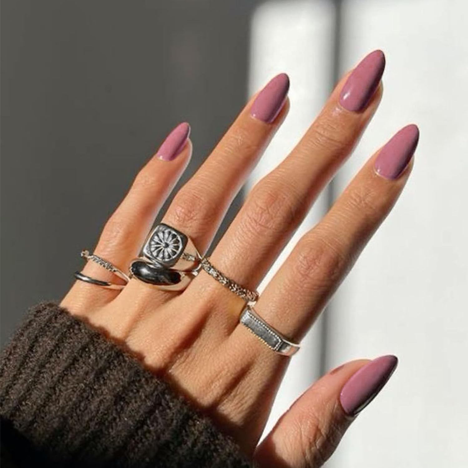 Glossy Light Purple Medium Almond Acrylic Press-On False Nails for Women - Image 2