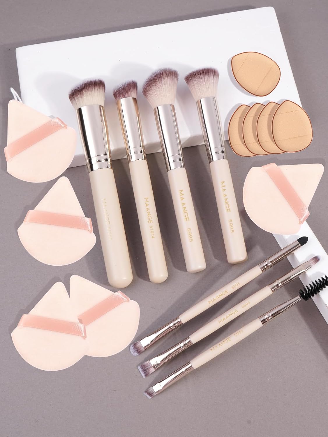 MAANGE 17 Piece Beige Makeup Brush Set for Foundation, Contour, Blush, Eyeshadow - Image 6