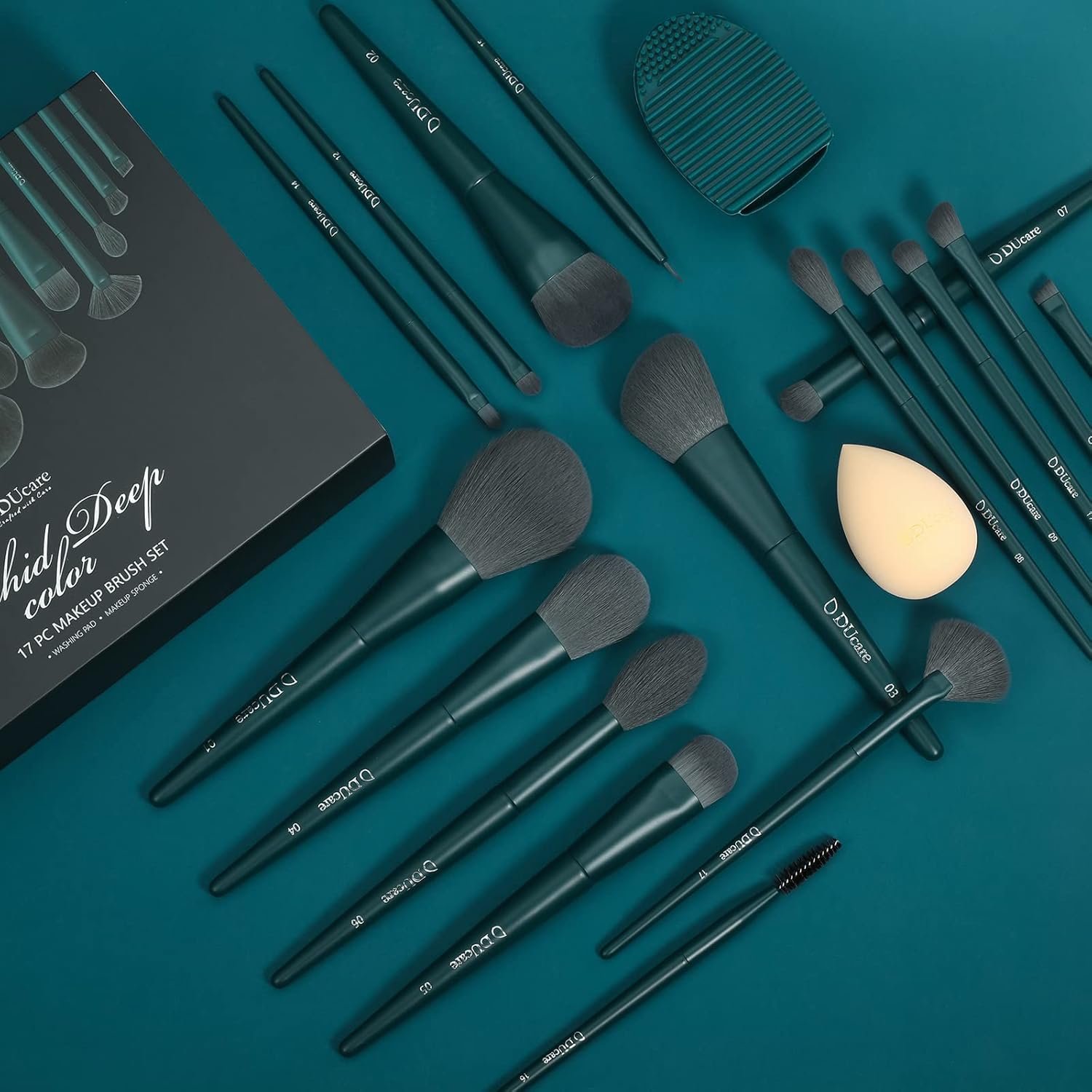 DUcare 17-Piece Makeup Brush Set with Cleaning Mat and Sponge, Black, Gift Boxed - Image 7