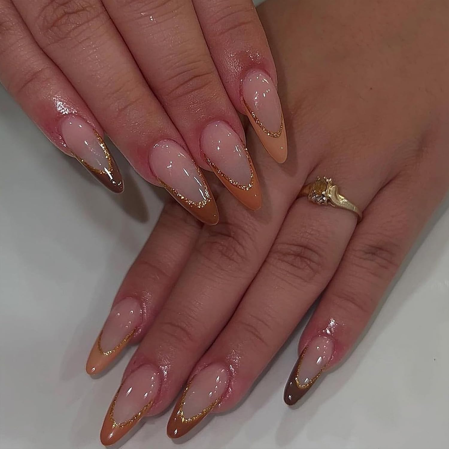 SINHOT Almond Press on Nails Medium Stiletto Fake Nails Yellow Brown Acrylic Nails Glossy Glue on Nails Gold Glitter Artificial Nails French Tip Stick on False Nails with Design 24 pcs