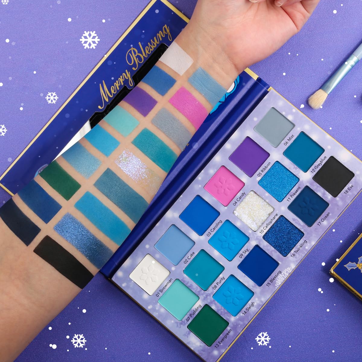 18 Color Blue Eyeshadow Palette for Women Matte Shimmer Finish - Image 4