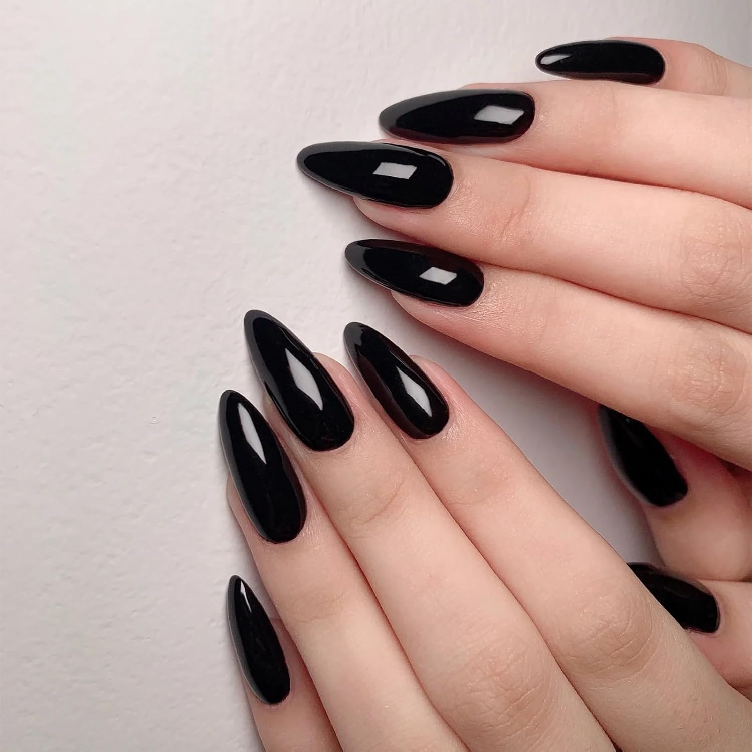 COSMOO 12ml Solid Black Vegan Nail Polish, Quick Dry Chip-Resistant Lacquer 0.41 fl oz - Image 4