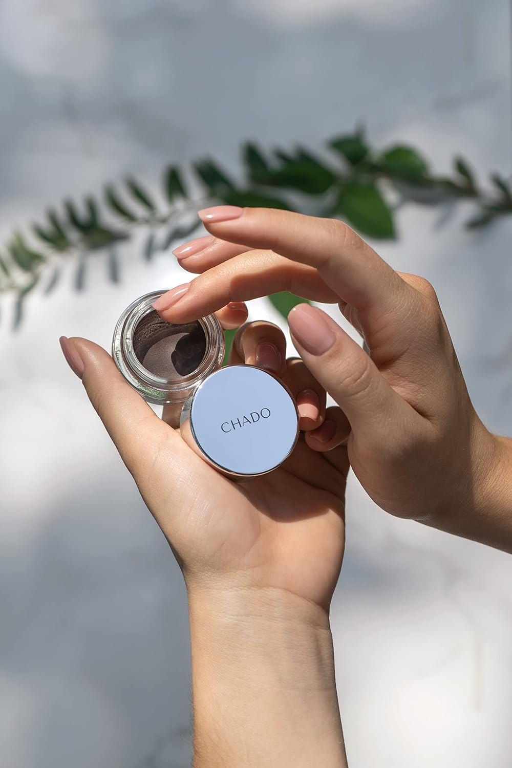 CHADO Brow Pomade in Brun 315, 4g Waterproof Formula for Perfectly Defined Brows - Image 4