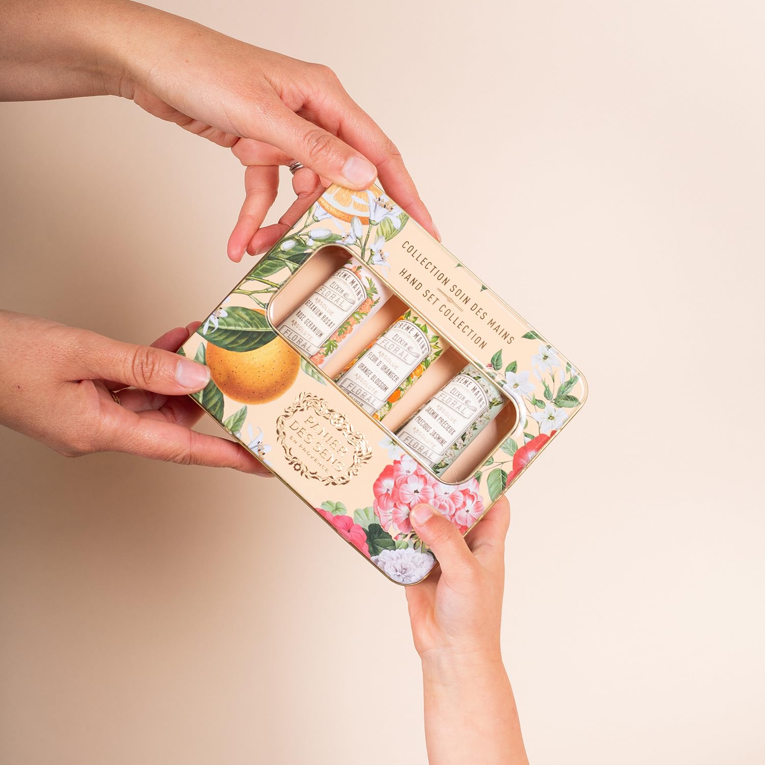 Panier des Sens Mini Natural Hand Cream Set 3x1 Floz for Women - Image 4