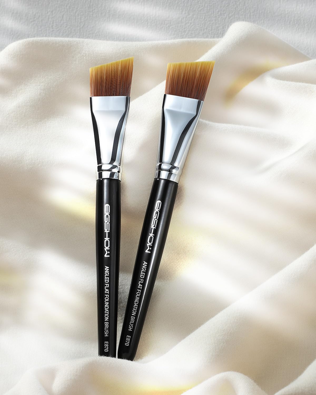 EIGSHOW Vegan Synthetic Bristles Flat Foundation Brush for Liquid and Cream Makeup - Image 6