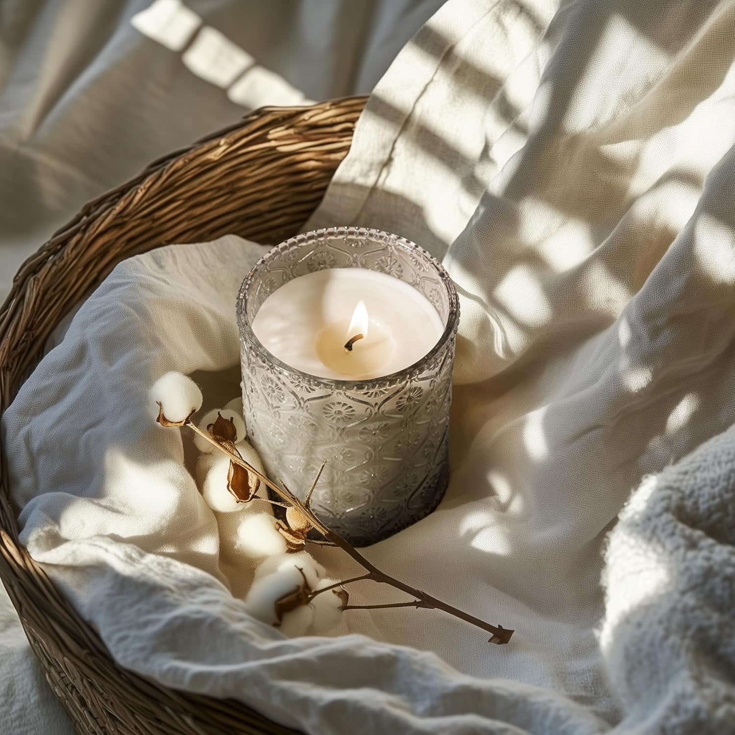 LA JOLIE MUSE 6 oz Linen Scented Candle 40 Hour Burn Time Gift - Image 3